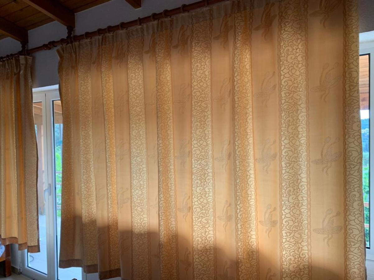 Отель Denaj House Химара Экстерьер фото