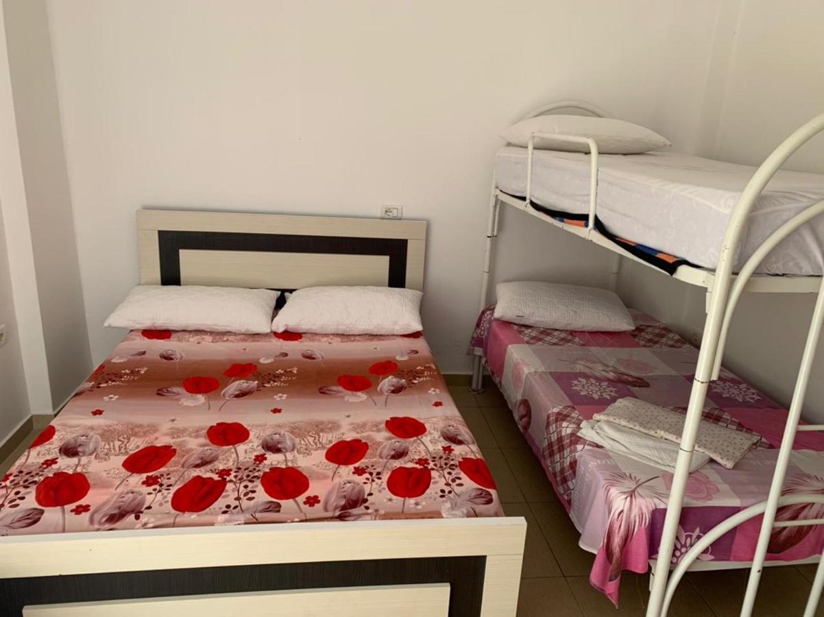 Отель Denaj House Химара Экстерьер фото