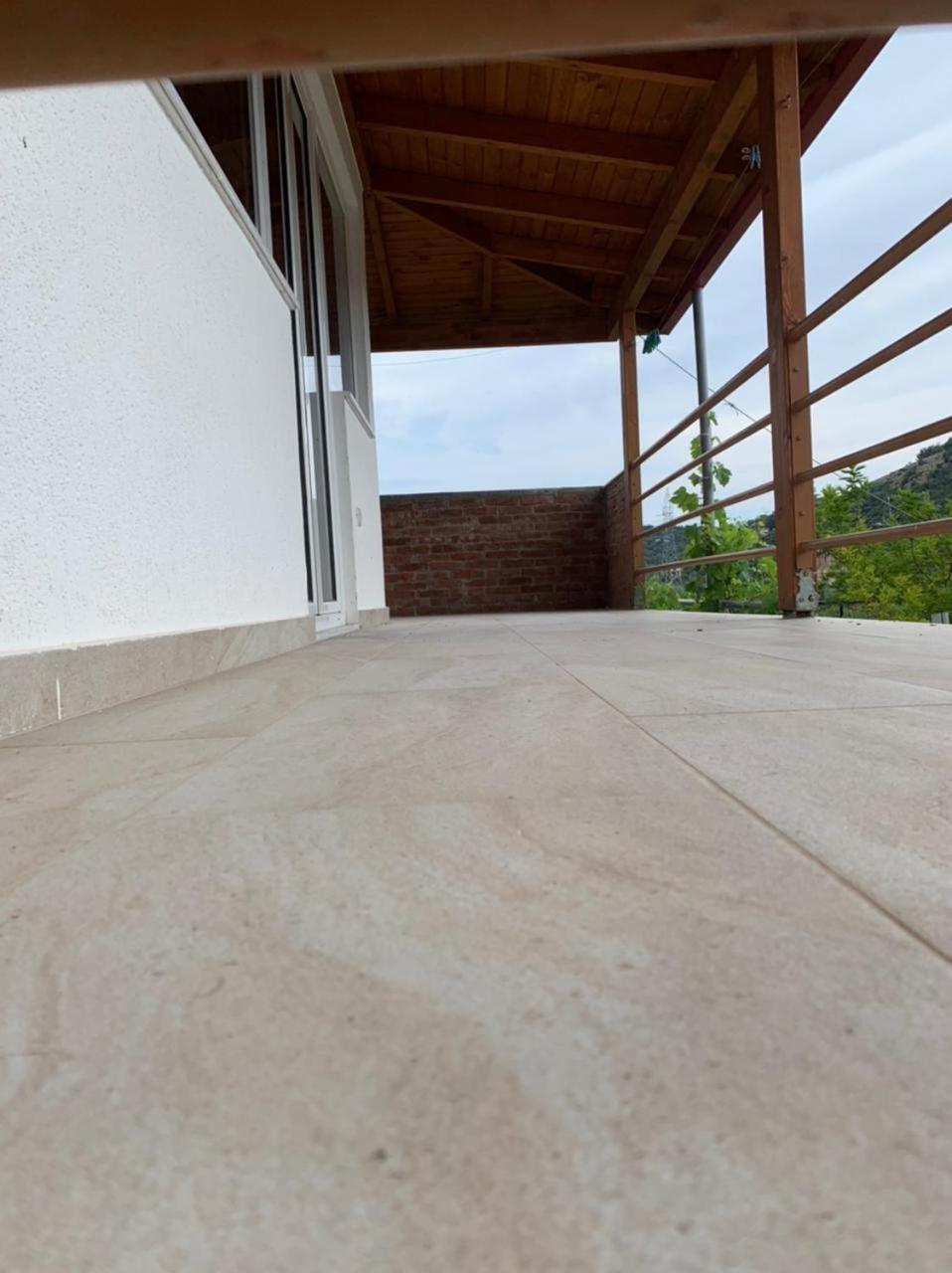 Отель Denaj House Химара Номер фото
